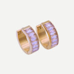 Flora White stijlvolle gouden hoops met heldere kristalstenen