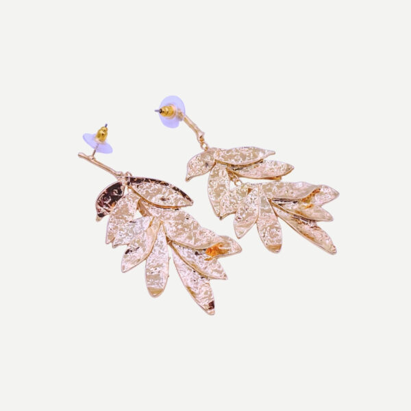 Leaves Gouden Oorbellen trendy gouden bladeren met luxe afwerking (2)